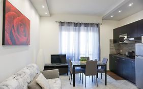 Metro Apartment